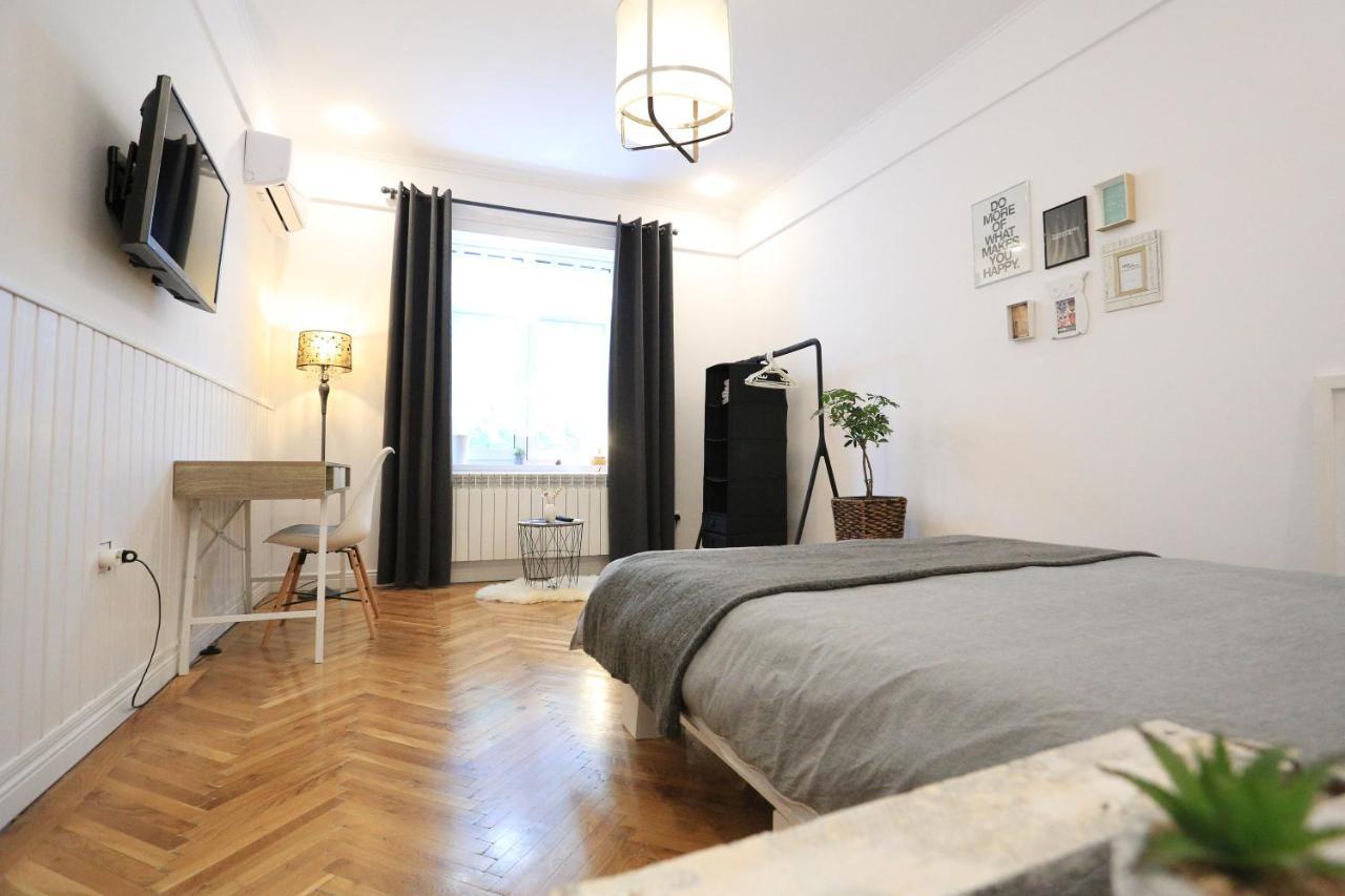 Ceronav Citycenter Galati, Disscount On Google! Apartment Exterior photo