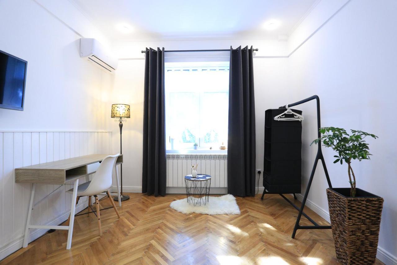 Ceronav Citycenter Galati, Disscount On Google! Apartment Exterior photo